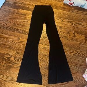 black flare aerie leggings